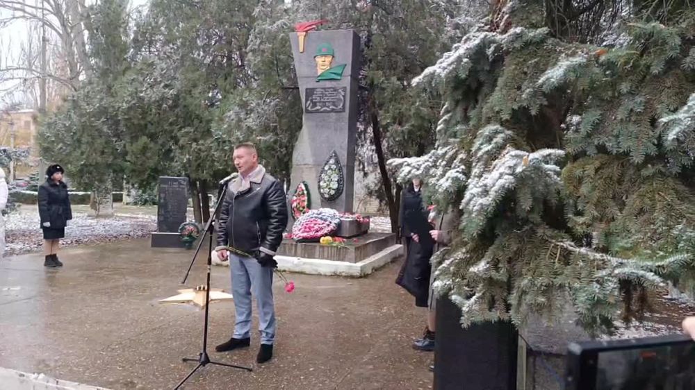 Александр Дудка: Принял участие в митинге, посвящённом Дню неизвестного солдата