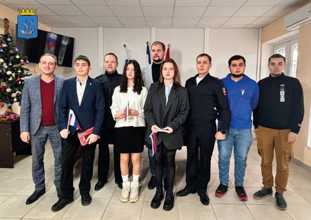 В Алешкинском округе состоялось торжественное вручение паспортов