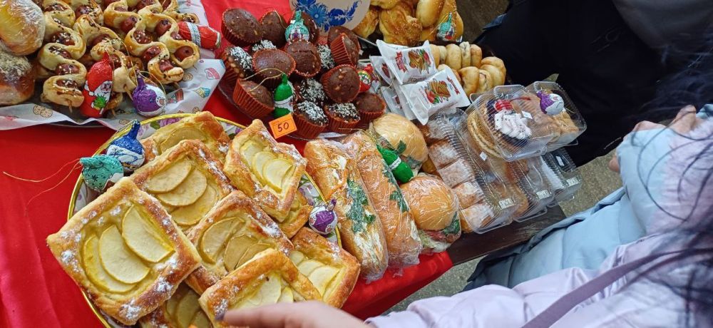 "Зимняя ярмарка" в Лазурном