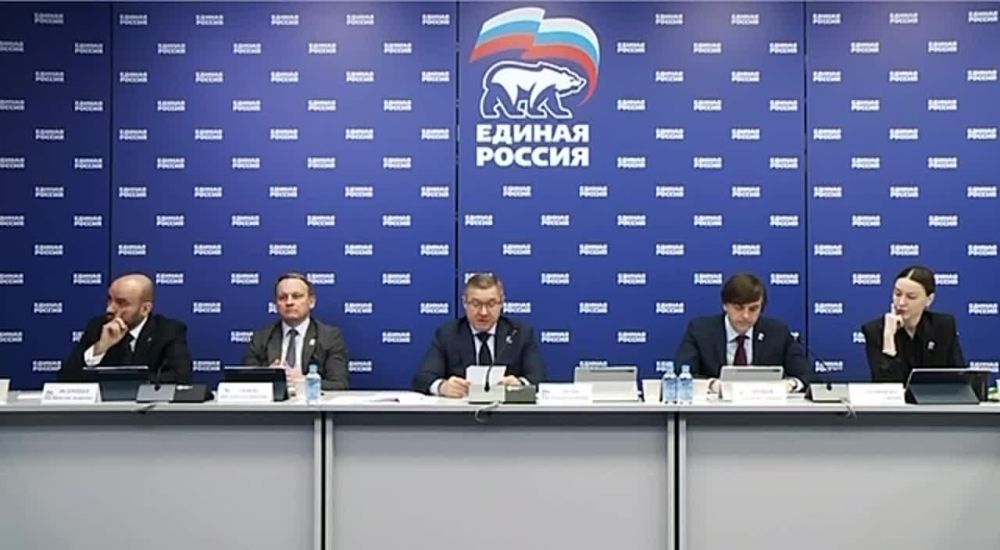 Игорь Кастюкевич: Приоритетом партии на ближайшие годы станет выполнение поручения по капремонту всех школ, где это необходимо