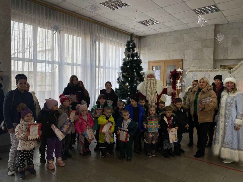 Йошкар-ола йошкар-ола, республика марий эл. Республика марий на карте. Здание правительства марий эл. Республика мариэль йошкар ола. Марий эл населённые пункты марий эл.