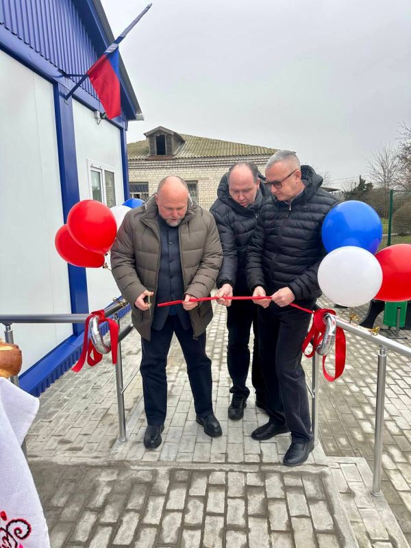 Открытие ФАПа в с. Красное Скадовского округа прошло при участии замминистра здравоохранения России Андрея Плутницкого