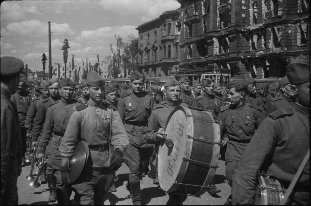 14 ������ - ���� ������-����������� ������ ���������� ��� ������