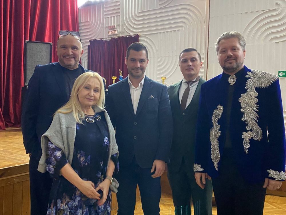 Институт культуры и искусств ХГПУ выражает благодарность за организацию Всероссийского Фестиваля - конкурса «СИМФОНИЯ ТАВРИИ» и поддержание инициатив студентов Херсонщины министру культуры Херсонской области Артёму...