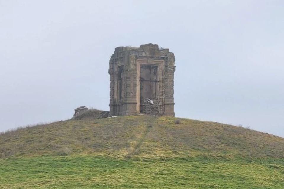 Склеп Фальц-Фейнов в селе Новочерноморье станет объектом культурного наследия