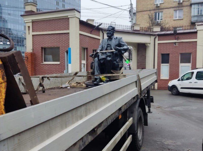 �������� ������ �������: �������� ����������� ��������� ����� ������� ������������� � �����