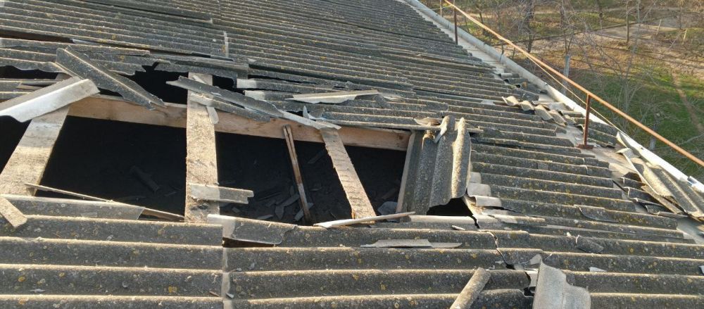 В результате атаки ВСУ в Новокаховском округе повреждены жилые дома