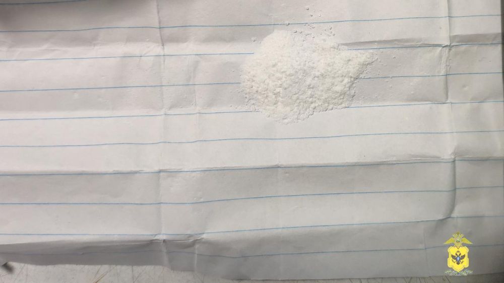 Житель Таврийска Херсонской области подозревается полицией в незаконном обороте наркотиков