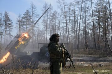 Расчет "Града" нанес удар по позициям ВСУ на правом берегу Днепра