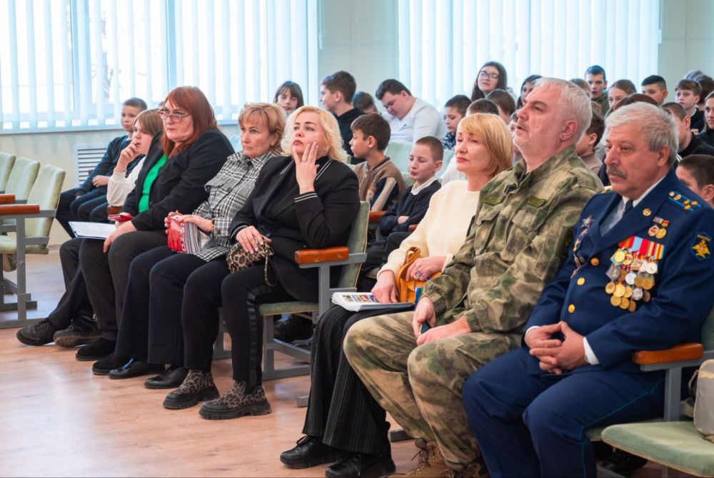 �� ������ ��� ������ ��������� ����� �� �����������, � ������ � ����� ������, ����������� ��������� ���� �� ��������� ���������, � � ������ ������������ ����������� ���� ��������� ���������, � ��� ��� ��������� ����� ���...