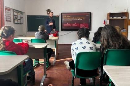 � ������������ ������ ��������� ������ � ��������� �������� ����