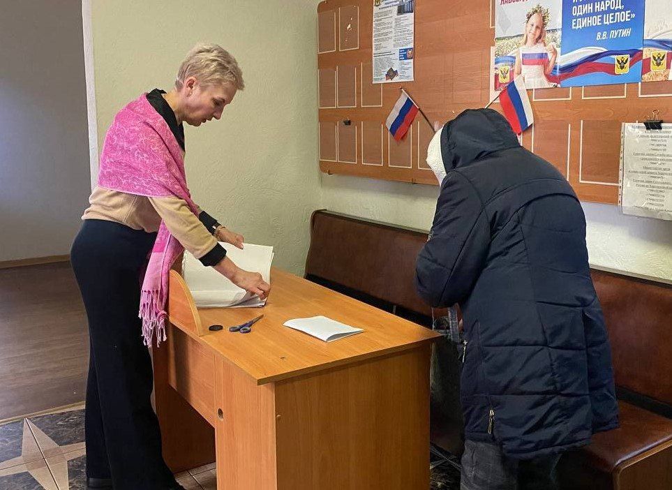 Рабочие будни администрации территориального управления Таврийск