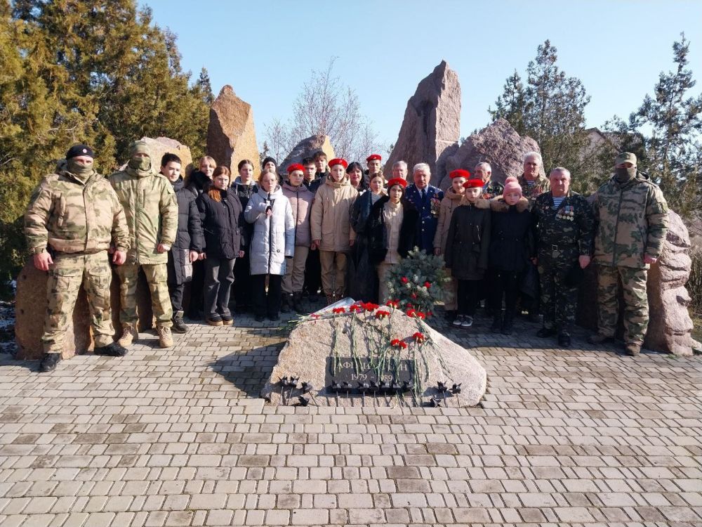 �������� ���������� ���������� ������������������� �����-��������� ��������� ����� � ���� ������ ������-������������������