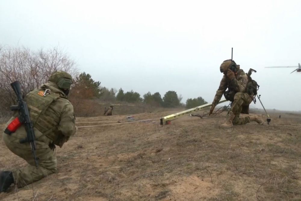 ������ ���� �������-�л ����������� ����� ������ �������������� ����������� ����� � ����� ���� ���������� � ���������� �������