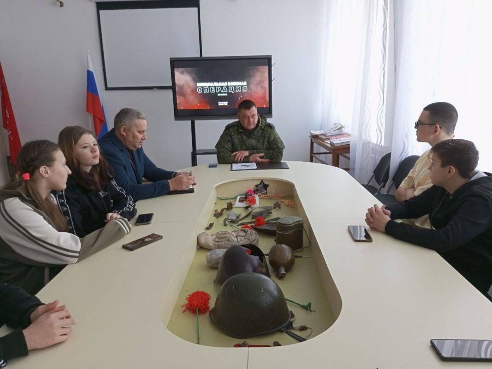 � ���������� ����� � 3 ������ ������� ������� � ���������� ������������