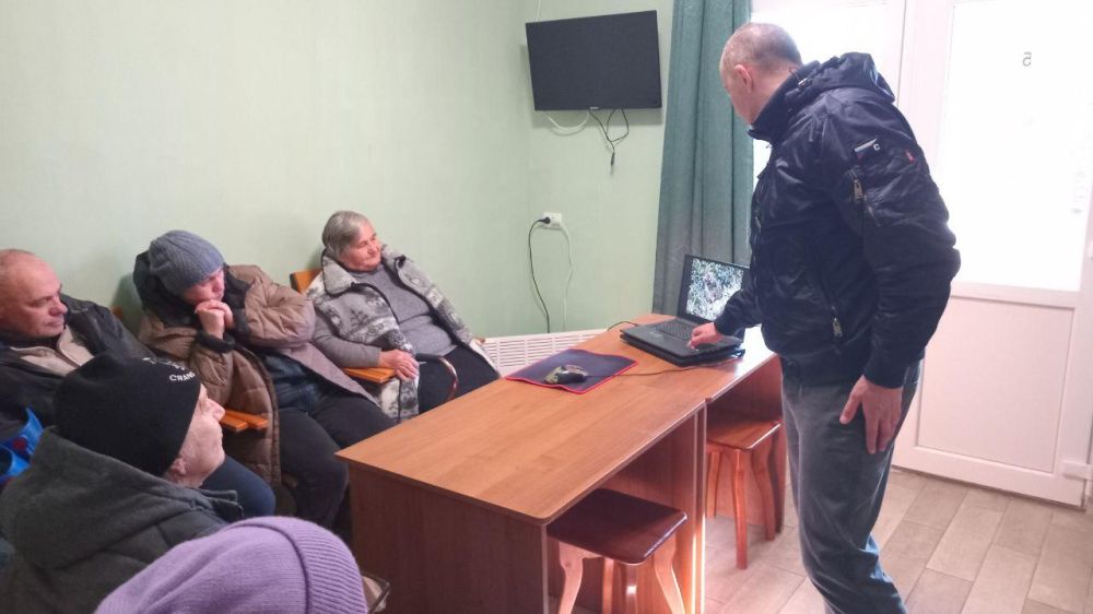 � �����-�������� ������� � ������������� ����� ���������� � ��� ��������