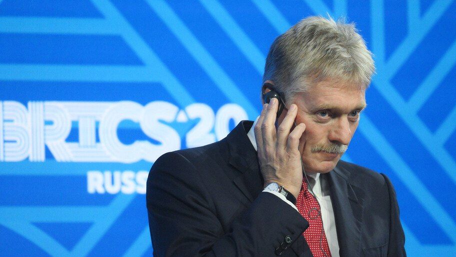 Песков: появляются первые наброски возможных мирных планов по Украине