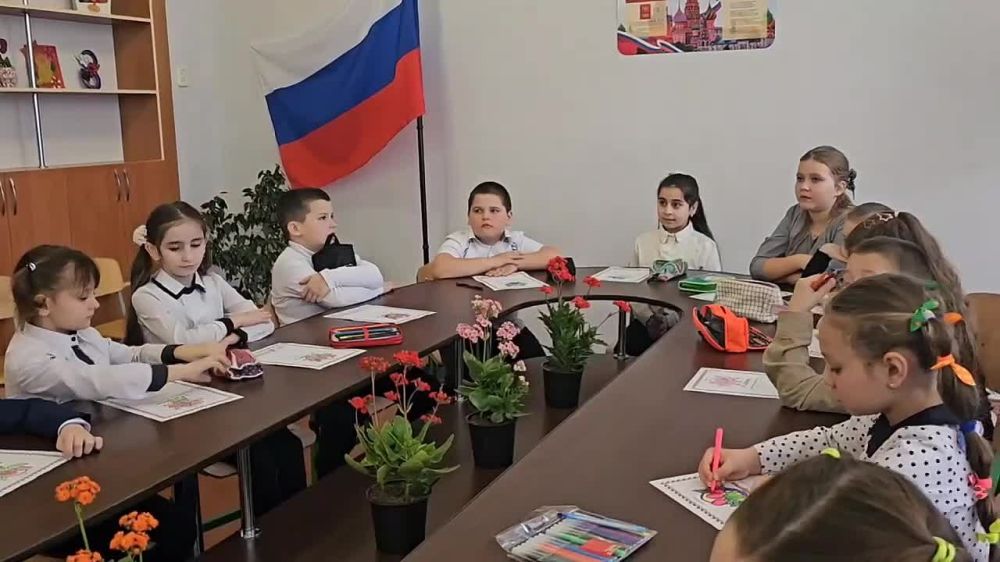 В школе села Широкое Скадовского окурга прошел "Разговор о важном", посвященный Международному женскому дню