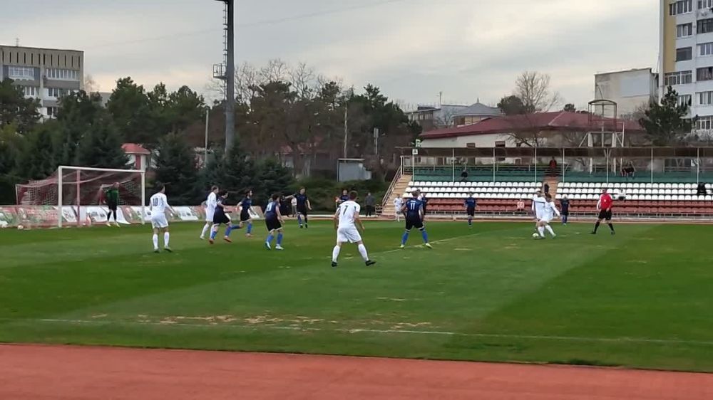 ��������� ����. 1:0 � ���� ������ @fcfregat