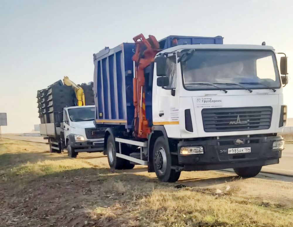 В Таврийске Новокаховского округа началась работа по расстановке 150 контейнеров для ТКО