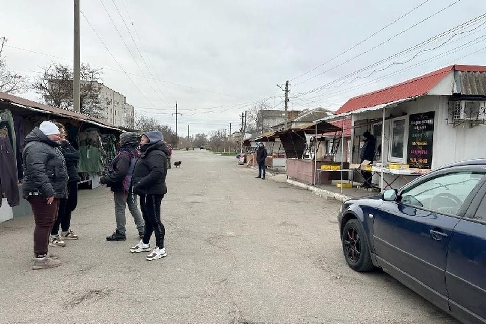 В Таврийске не смотря на обстрелы работают магазины