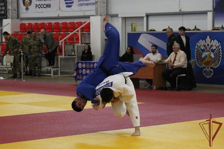 ��������� ������ ������ ���������� �� ����� ������ � ������������� ����