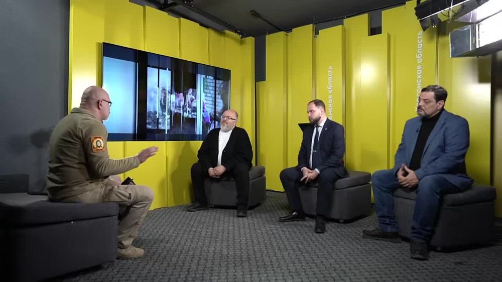 �� �������� � �������: ����������� � �����������