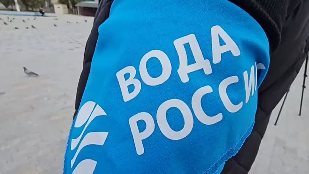Скадовск ожил в едином порыве! В рамках всероссийской акции "Вода России" город вышел на экологический субботник