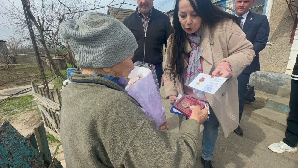 В городском округе город Новая Каховка посетили участниц боевых действий 1941-1945 годов