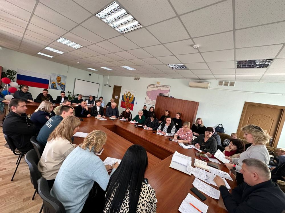 "���������� � 80-����� ������: ��������� ������� ������ � ���������� ������������� ������"