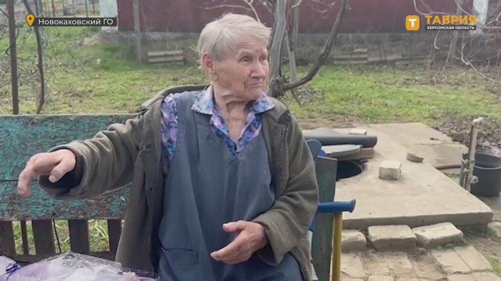 В Новокаховском округе участницам Великой Отечественной войны вручили памятные медали