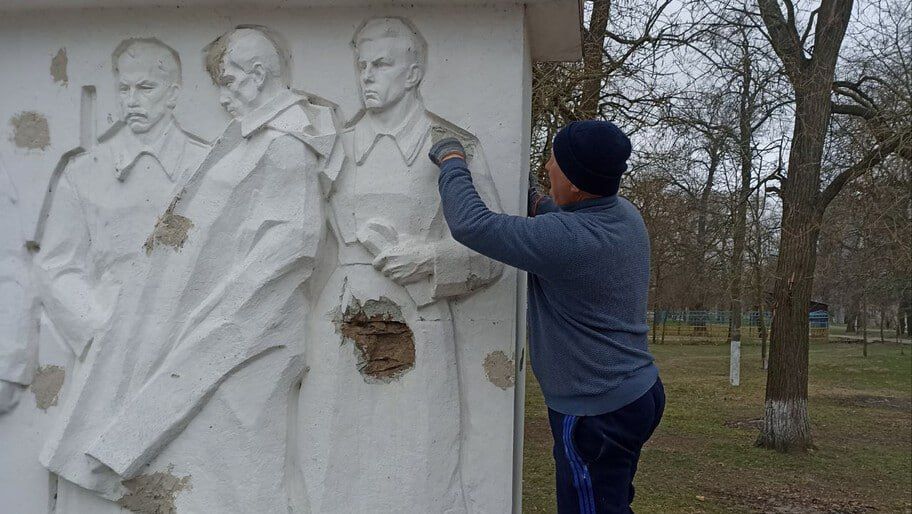 � ����� �������� ������������� � 80-����� ������ ������������ ���������