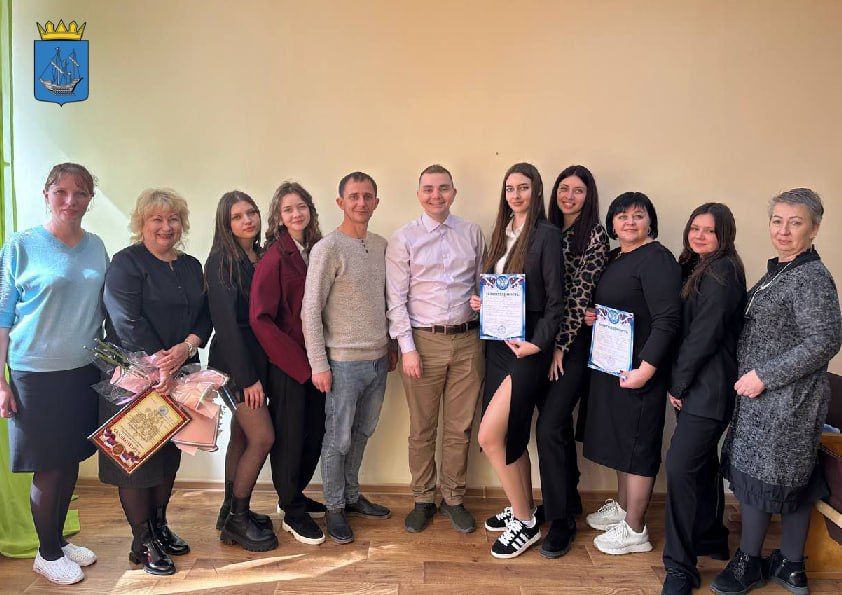 Сотрудников сферы культуры наградили за добросовестный и плодотворный труд