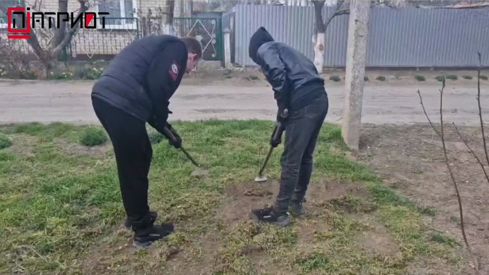 ���� ������ ���. � ������ ������� "����", � �. �������� ���� ��������� ����� "� ������ � ��������"