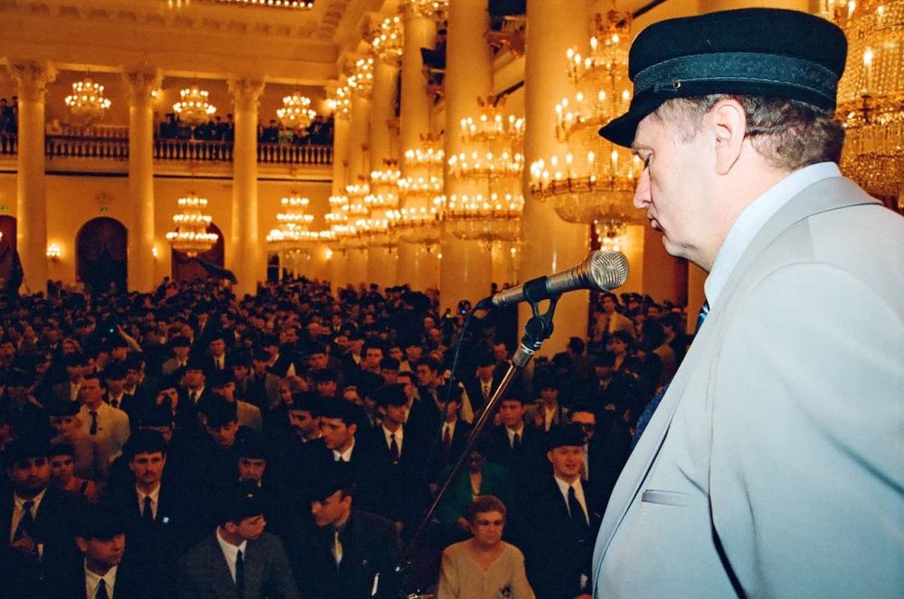 ���� �������: ������������� ����� ����: ������ ����� ��� � �������� ������