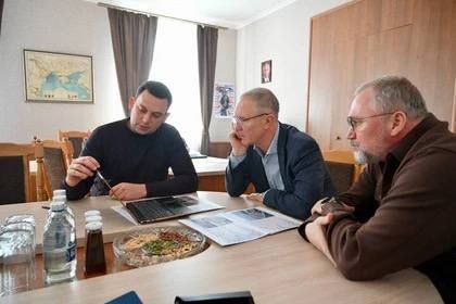 ������������ ������ � ���������� ������� ����� ��������� ������������ �����