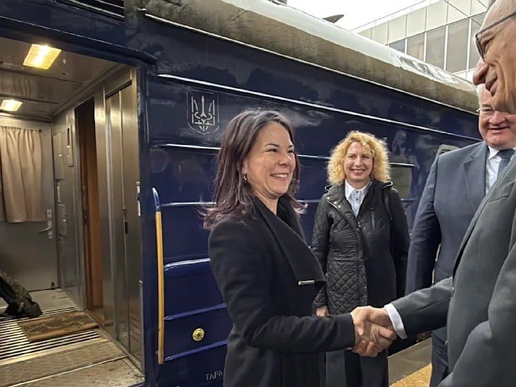 ������ �������� � ��������� ����� ������������� �130 ��� (����� 12 ���� ������) �� �������� ������������ ������ � ������� ��� ������������