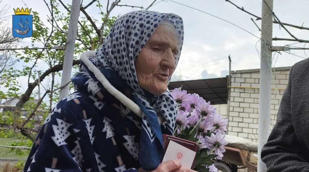 Глава Алешкинского округа вручил медаль ветерану Великой Отечественной войны