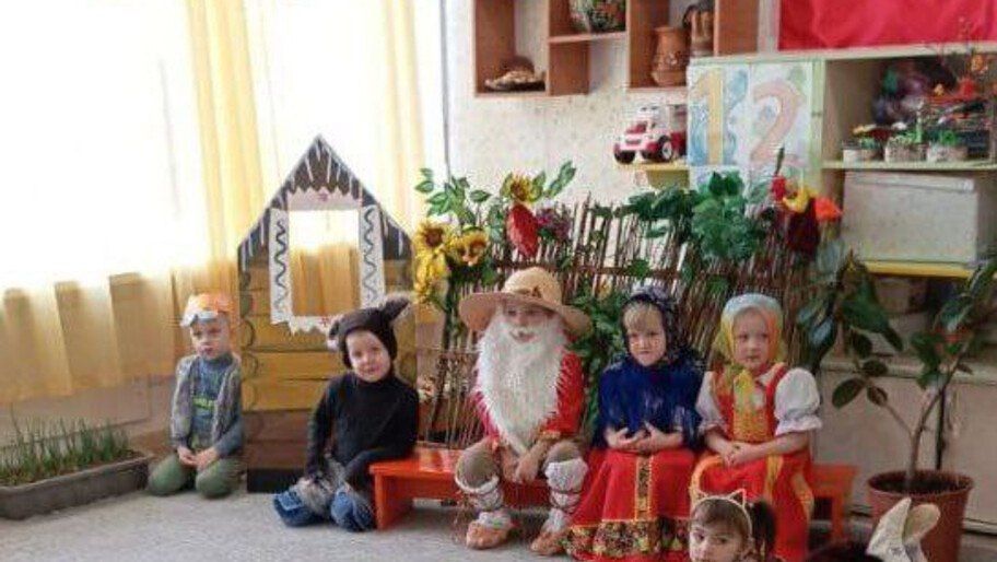 Дошкольники из Скадовского округа представили спектакль по мотивам русской сказки