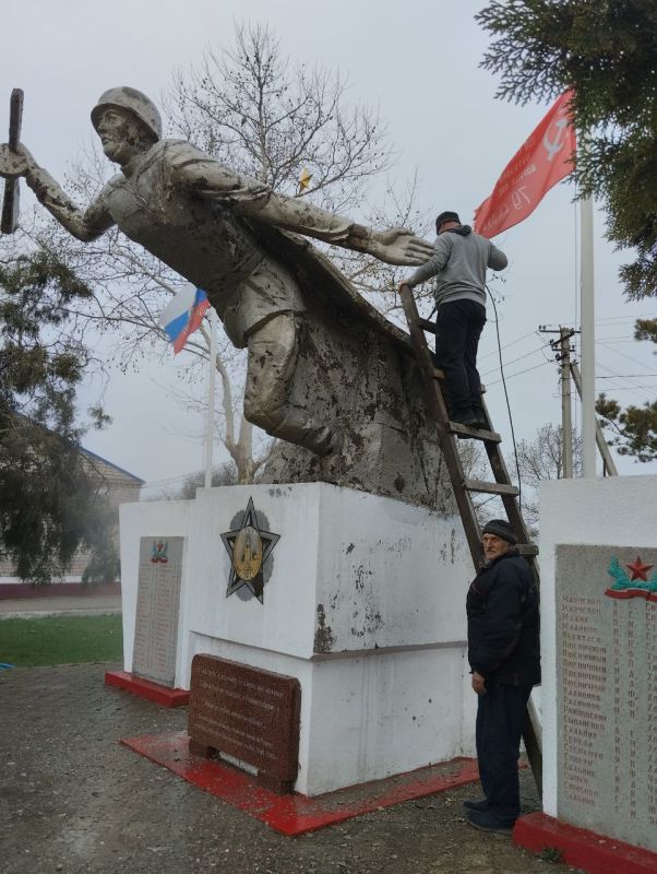 ���������� � 80-����� ������ � ���� ��������