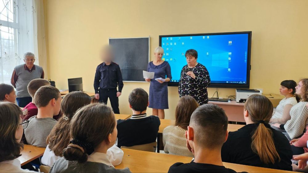 4 ������ � ��������� ������������ ����� ���������� ���������������� ������ "����������: �����������, �������� � ���������� ������� ��������"