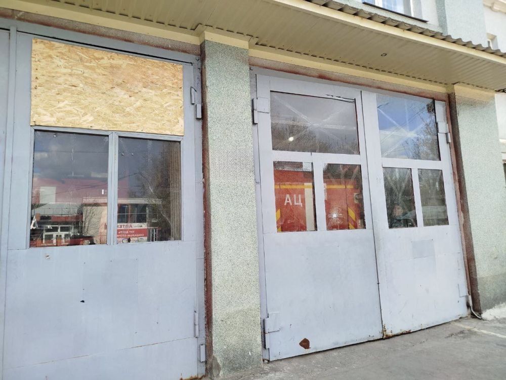 Владимир Сальдо: В результате обстрела пожарной части в Новой Каховке пострадал 26-летний спасатель