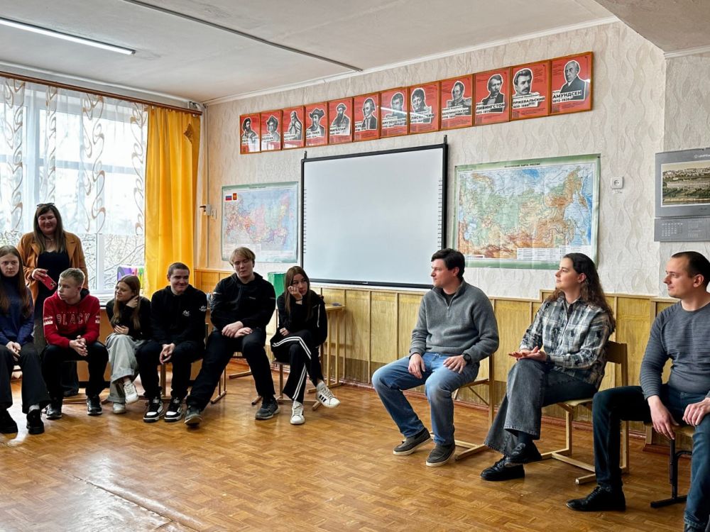 МинМол продолжает налаживать прочную обратную связь с молодежью