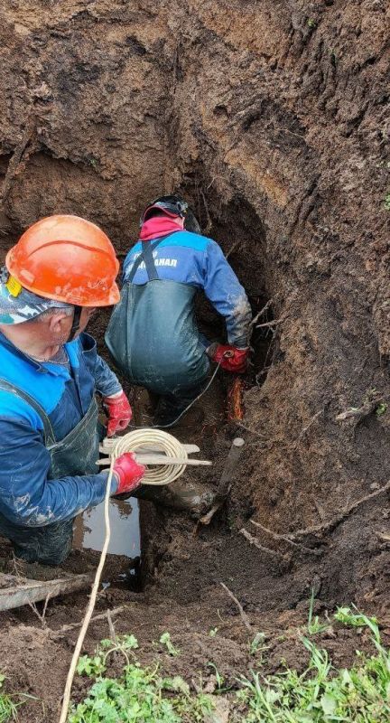 Специалисты Чаплинского ТПУ «ОБЛВОДОКАНАЛ» продолжают работы по обслуживанию коммунальных систем округа