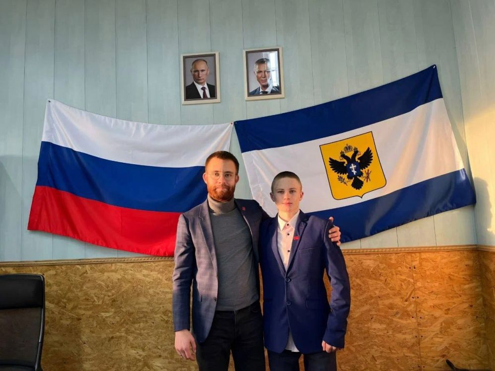 Активист херсонского отделения Движения Первых Анатолий Донцов прошёл творческий путь художника, о котором он едва ли мог подумать несколько лет назад