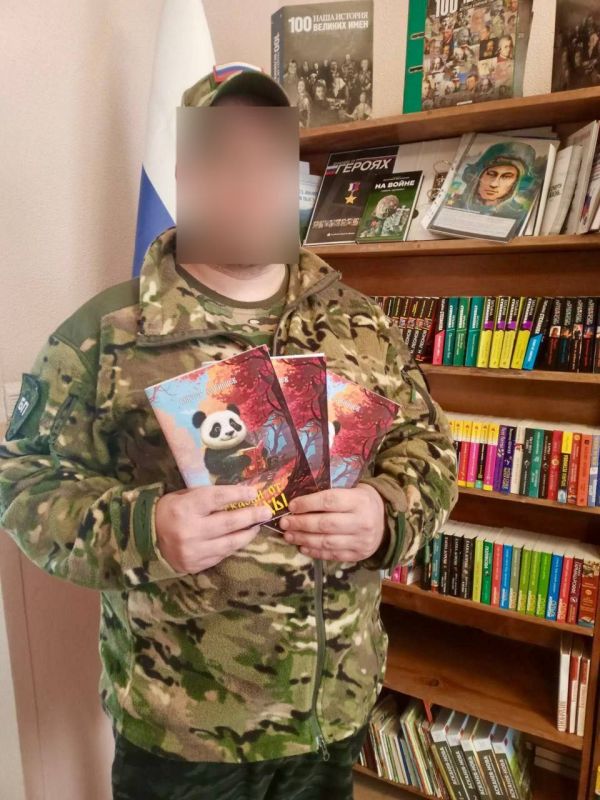 Виктор Савинцев: Защитник и сказочник в гостях у Хорловской библиотеки