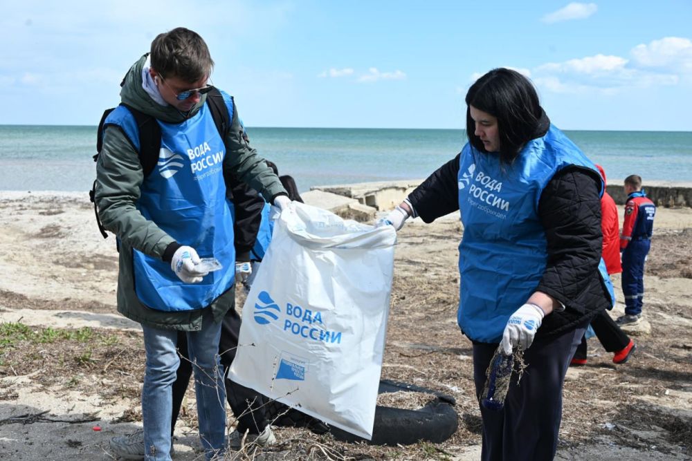 Акция «Вода России» прошла в Геническе