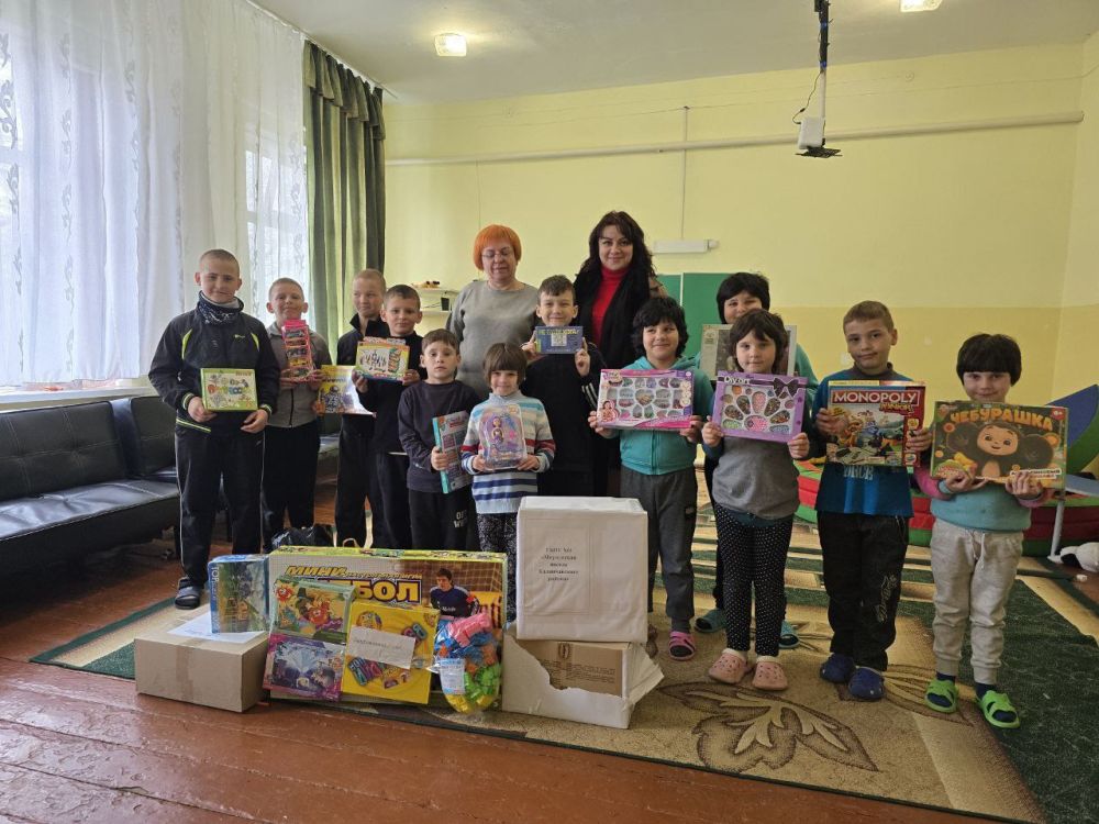 В Новокиевский социально-реабилитационный центр для детей доставили подарки