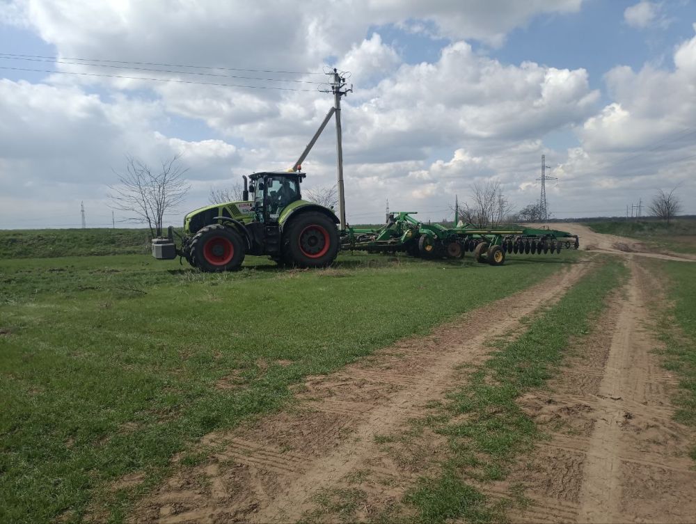 � ��������� ��������������� ������ ��������� ������ ������ �� �������� ��������������� ����� � ���� ���������� �������: �. �������, �. ������ � �. ���������