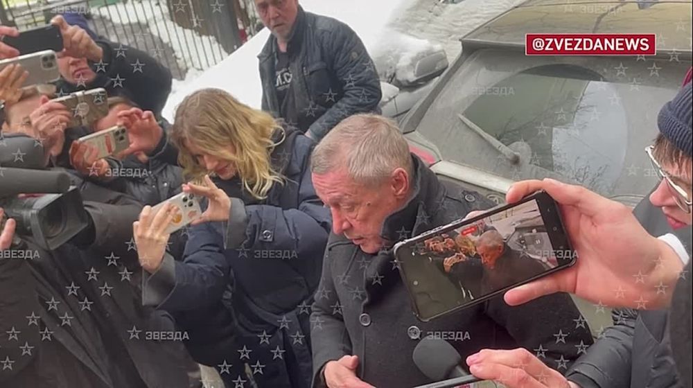 ������ ������� ������� � ���� �������� � ������ ����� ������������ �� �������, ������� ��������� Zvezda